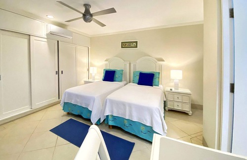 Hastings Villa | Beautiful Three Bedroom Apartments