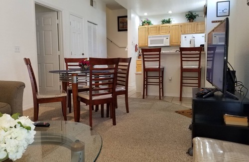 Venetian Bay Villages House | Beautiful Townhouse 4Br/3.5Ba Sleep 10 – Free WiFi - LAST MINUTE DEALS !