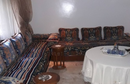 Quartier Bettana House | BEAUTIFUL TRADITIONAL APARTMENT BETTANA SALE