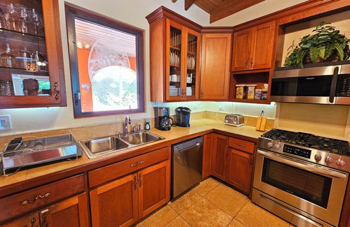Estate River Villa | Beautiful Tropical Island Villa for big families and groups