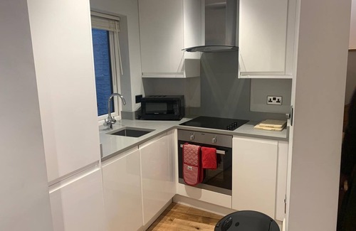 Earl's Court Apartment | Beautiful Two Bedroom Apartment near Hyde's Park