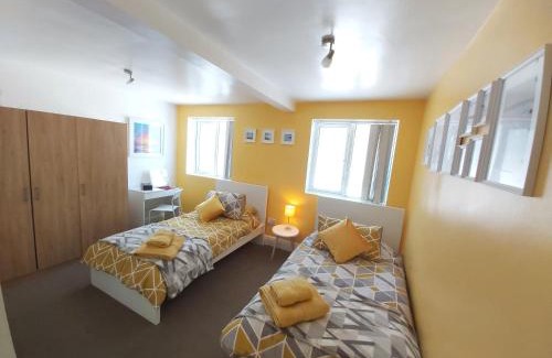 Uplands Apartment | Beautiful Two Bedroom ground floor apartment