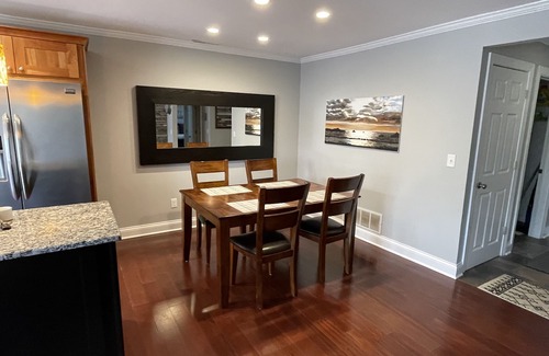 Fontana-on-Geneva Lake Condo | Beautifully modernized Abbey Villa