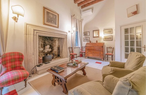 Castelgomberto Apartment | Beautiful vacation apartment in the courtyard of an old Venetian villa from the mid-17th century.