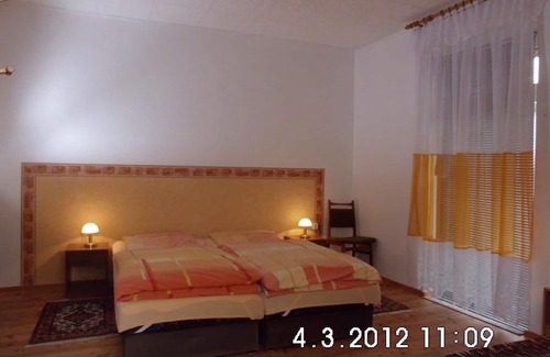 Buhlau/Weier Hirsch Apartment | Beautiful vacation apartment