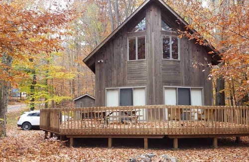 Locust Lake Village House | Beautiful vacation cabin
