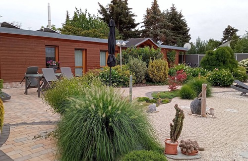 Radebeul House | Beautiful vacation home in the immediate vicinity of v. Altkötzschenbroda, parking space at the house