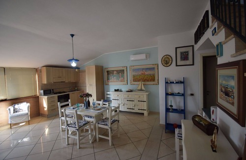 Fabrizio Villa | Beautiful villa for 4 guests with A/C, WIFI, TV, balcony, pets allowed, panoramic view and park.