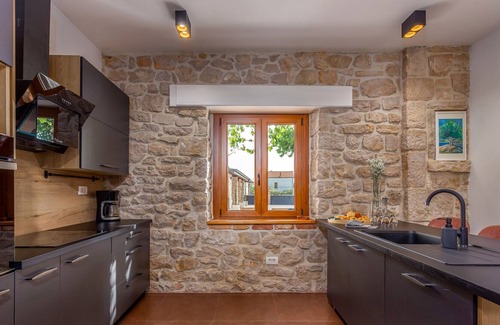 Skabrnja Villa | Beautiful Villa Ambar