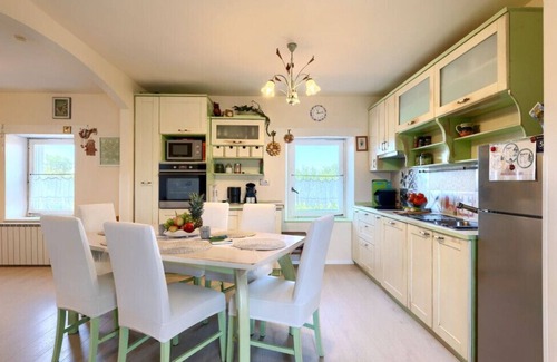 Vardica Villa | Beautiful Villa Casa Romantica with pool in Umag