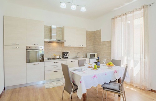 Massa House | Beautiful villa for 2 people with WIFI, TV, terrace and parking