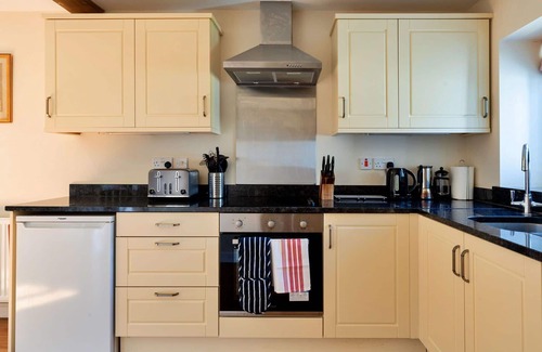 Freefolk House | Beautiful villa for 4 guests with WIFI, TV, terrace and pets allowed