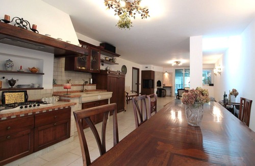 Monfumo Villa | Beautiful villa for 4 people with hot tub, pool, WIFI, TV, patio, pets allowed and parking