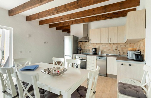 Parque Holandes House | Beautiful villa for 6 guests with private pool, WIFI, TV, terrace and parking