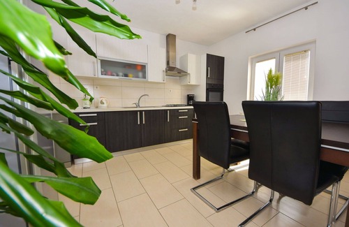 Podgradina House | Beautiful villa for 6 people with A/C, WIFI, private pool, TV, terrace and parking