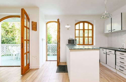 Siofok-Sosto House | Beautiful villa for 7 guests with TV, terrace, pets allowed and parking