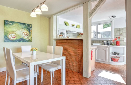 Trebes Villa | Beautiful villa with large pool and great views for up to 8 guests