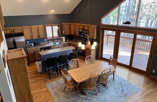 Arkdale Cabin | Beautiful Waterfront Home on Lake Petenwell, close to Wisc Dells and Sand Valley