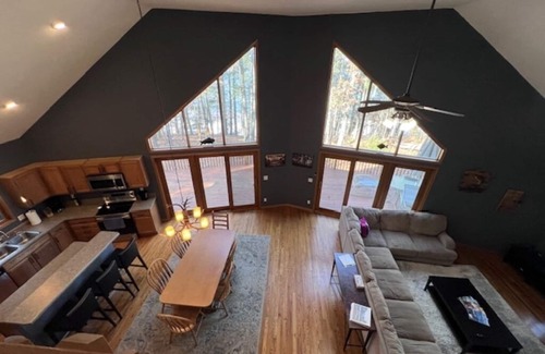 Arkdale Cabin | Beautiful Waterfront Home on Lake Petenwell, close to Wisc Dells and Sand Valley