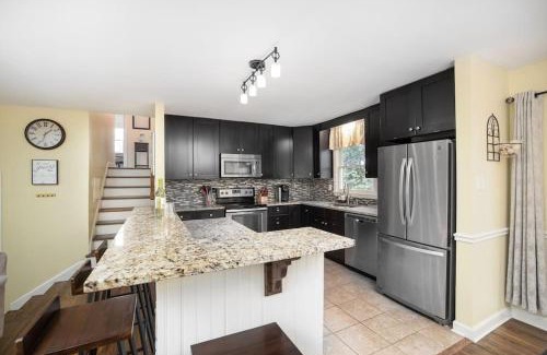 Beverly Woods House | Beautiful wooded home in Popular SouthPark