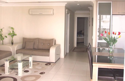 Kemer Mahallesi Apartment | Beautifully Appointed Private 2 Bed Apartment In A Safe Central Community