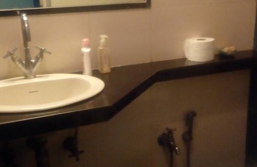 Kolkata Apartment | Beautifully designed and maintained apt at the top floor of a 3 storied building
