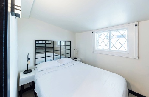 Petawawa Cottage | Beautifully Designed Cottage