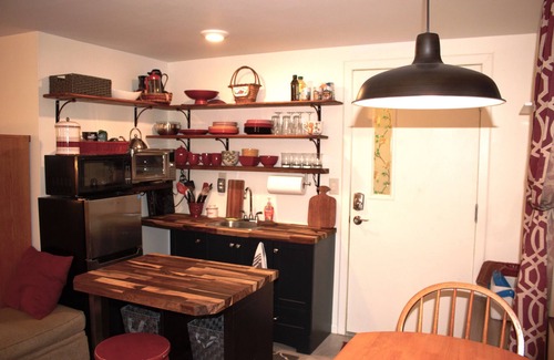 Salem Apartment | Beautifully furnished Studio with AC and WiFi in fantastic Salem