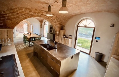 Ponte di Gabbiano Villa | Beautifully restored Tuscan villa, with private pool and breathtaking views