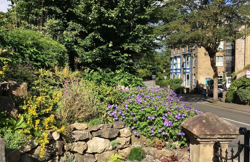 Buxton House | Beautifully refurbished Victorian stone house in historic Spa-Town