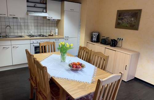 Obersteinebach Condo | Beautifully renovated specialist workshop with flair WALLBOX charging station at the guest parking lot