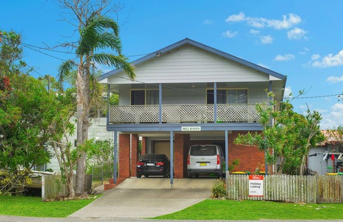 Crescent Head House | Beautifully Renovated Beachside Unit!