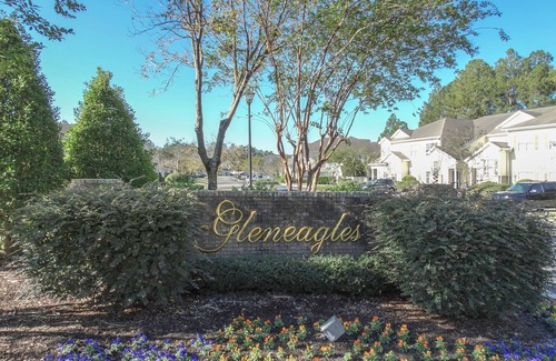 Red Hill Condo | BEAUTIFULLY RENOVATED CONDO IN LEGENDS GOLF RESORT