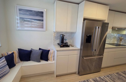 Fort Pierce Shores Condo | Beautifully renovated 2 bedroom 2 bathroom on North Hutchinson Island