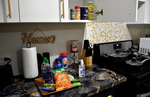 Nassau Apartment | Beautifully Spacious 1BDR/FREE PARKING
