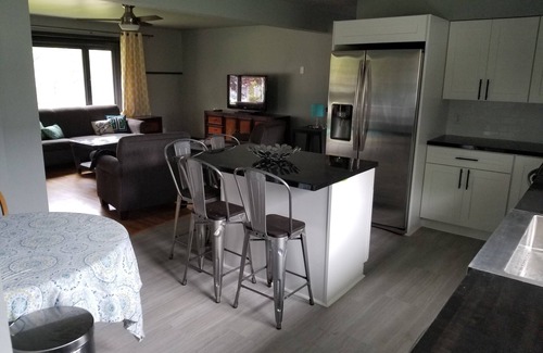 New Glarus House | Beautifully updated home close to downtown New Glarus