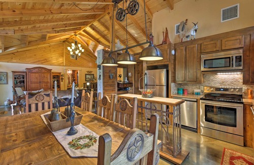Huntington House | 'Beaver Creek Lodge' - Secluded Home w/Pond!