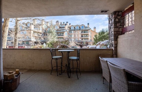 Beaver Creek Condo | Beaver Creek TRUE Ski-in Ski-out! Great in the summer too! A/C in the unit.