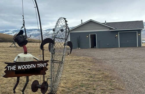 Dillon Cabin | Beaverhead Cabin Fly fishing Escape!