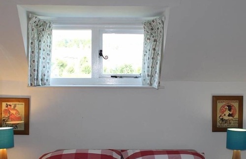 Hindon Cottage | BECKFORD COTTAGE, pet friendly, with open fire in Salisbury