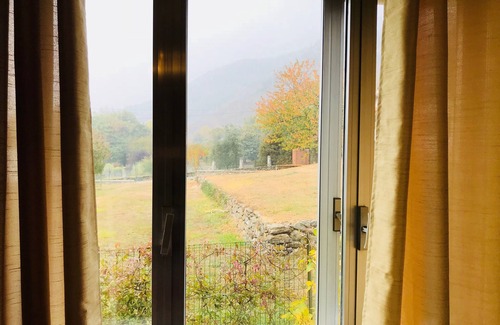 Borgofranco d'Ivrea Bed & Breakfast | Bed and Breakfast "L'Albero Maestro": sulla Via Francigena, dentro il più bel modello geologico di morena glaciale, nel verde di un territorio di laghi e boschi, tra i Senti CHE furono dei Salassi grandi antogonisti dei Romani