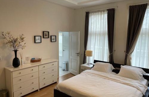 Binnenstad Bed & Breakfast | Bed and Breakfast Always Good
