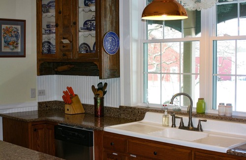 Edwardsburg Bed & Breakfast | Bed & Breakfast private room near Amish Country