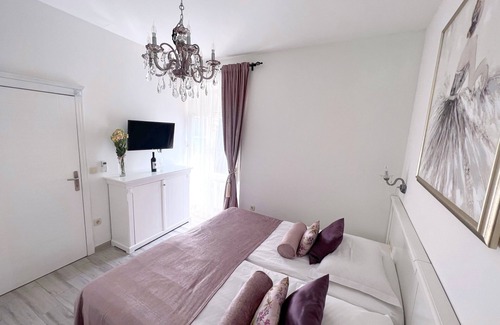 Mali Ston House | Bed&Breakfast Sorgo Palace- Comfort Family Room (Amethyst)
