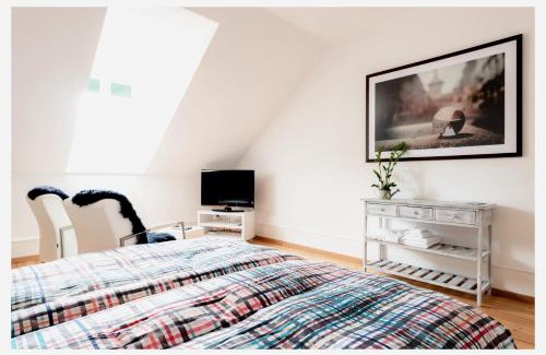 Kirchenfeld-Schosshalde House | Bed & Kitchen am Tavelweg - Adults Only
