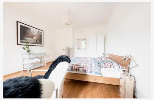 Kirchenfeld-Schosshalde House | Bed & Kitchen am Tavelweg - Adults Only