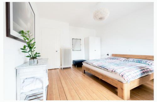 Kirchenfeld-Schosshalde House | Bed & Kitchen am Tavelweg - Adults Only