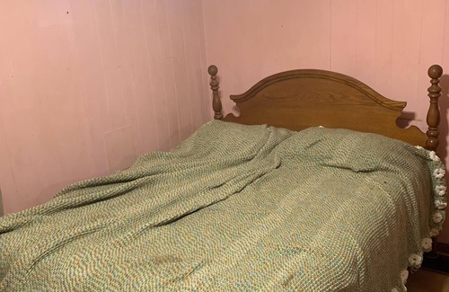 Clarksburg House | Bed room in Clarksburg WV