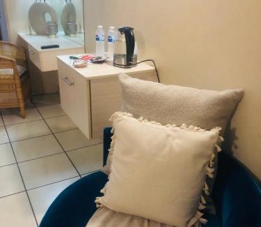 Bedfordview House | Bedfordview Accommodation - Koi Liv-Inn