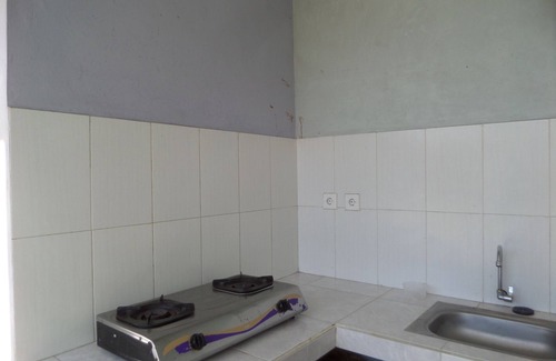 Kintamani Bed & Breakfast | Bedroom of 6 pax Gold Kintamani